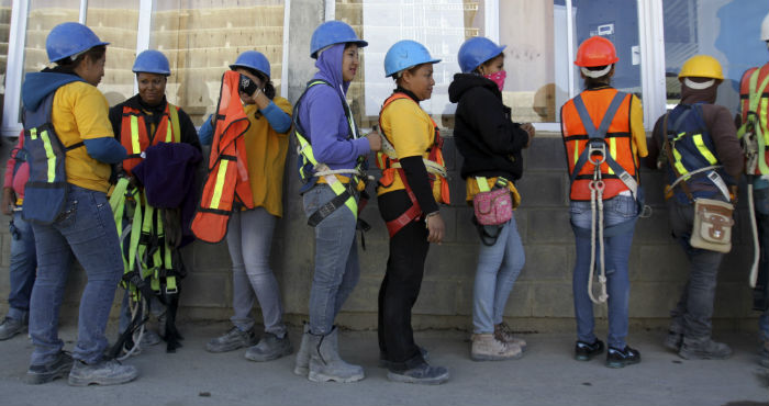 Una canasta básica en México, vale más de 51 horas de trabajo. Foto: Cuartoscuro