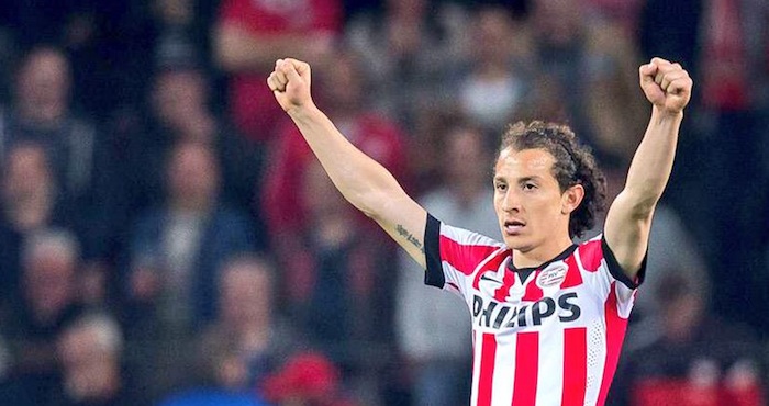 Guardado fue declarado el mejor jugador de la liga holandesa esta temporada. Foto: Especial