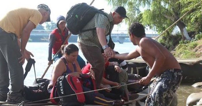 El acuerdo entre los países de Centroamérica incluye el traslado de los migrantes cubanos varados en varios países. Foto: EFE