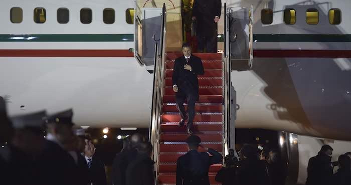 El Presidente de México, Enrique Peña Nieto, en la Base Aérea Andrews, Washington, durante una visita de Estado. Foto: Cuartoscuro.