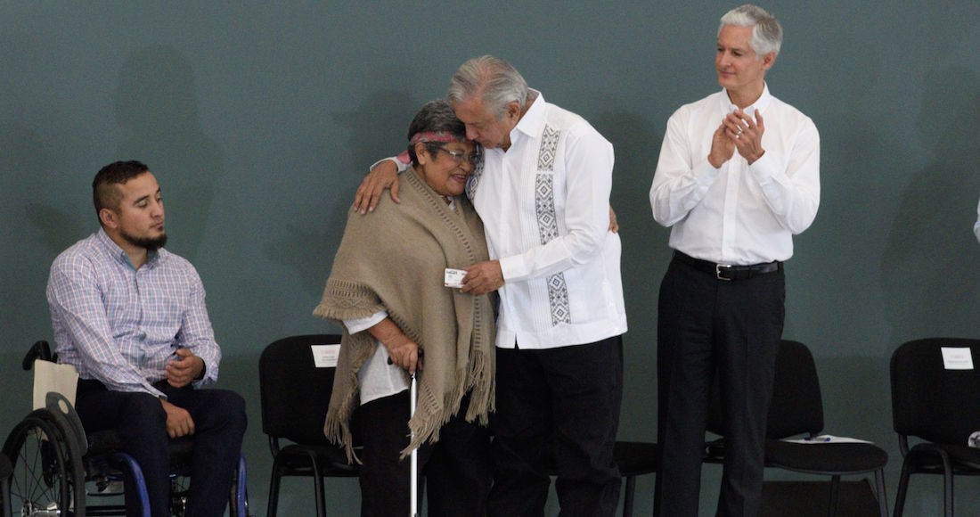 AMLO ha enfatizado que la entrega apoyos se hace de manera directa. Foto: Mario Jasso, Cuartoscuro