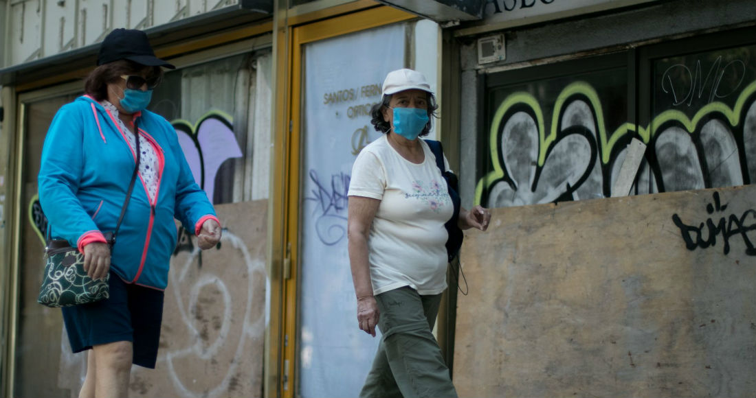 Claudia Sheinbaum Pardo, Jefa de Gobierno de la Ciudad de México, ordenó el cierre de centros comerciales, tiendas departamentales, así como el de los accesos controlados en bosques y parques para evitar la propagación del coronavirus. Foto: Galo Cañas, Cuartoscuro