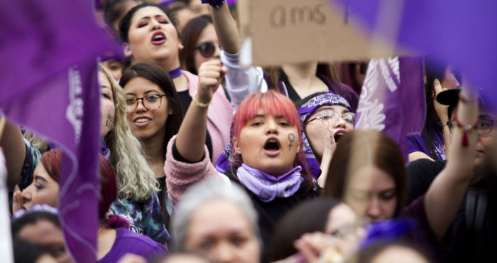 "Entonces, la enseñanza de las movilizaciones del pasado domingo y el lunes con las calles, oficinas y comercios sin ellas, es que la mujer mexicana decidió dar un paso adelante en contra del machismo y la retórica del Gobierno". Foto: Gabriela Pérez, Cuartoscuro