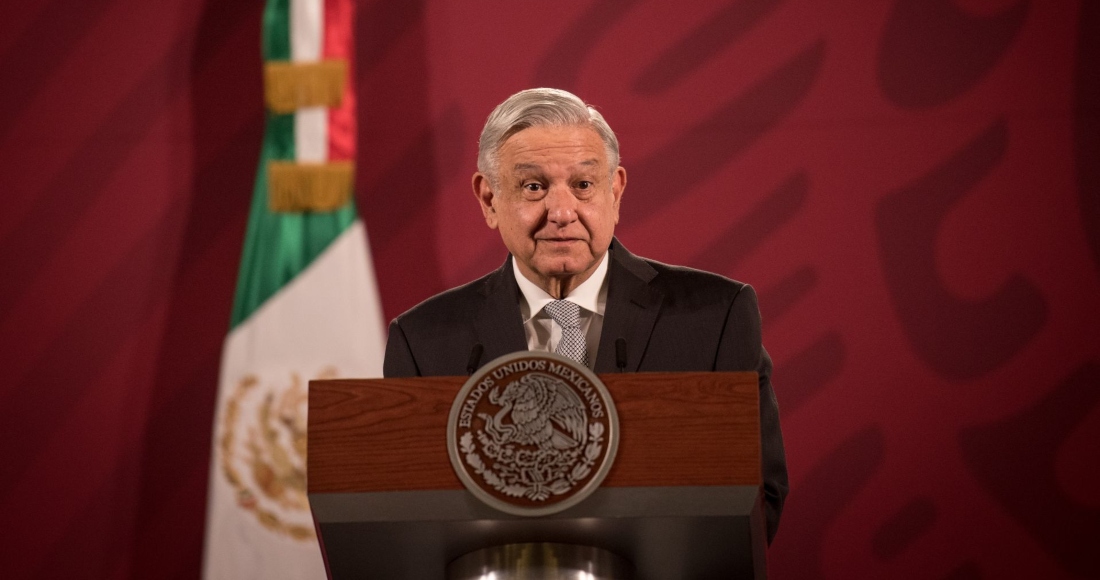 amlo-corbata-gris-conferencia-prensa-28-abril-2020