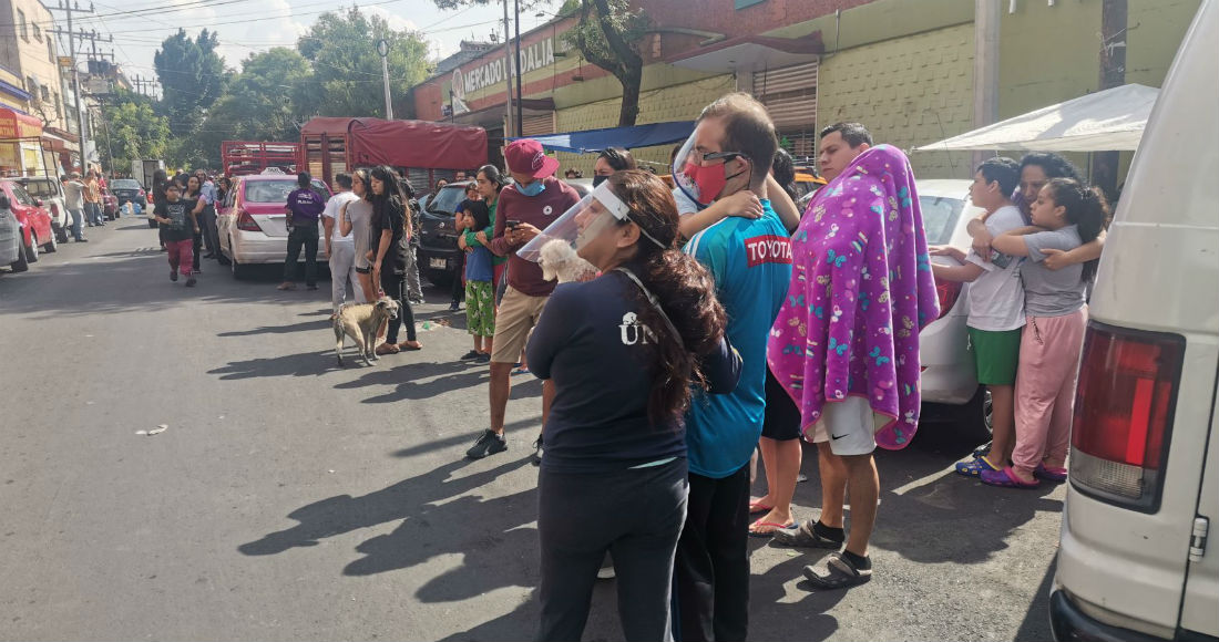 Un fuerte sismo se sintió en la capital que obligó a capitalinos a desalojar sus viviendas.