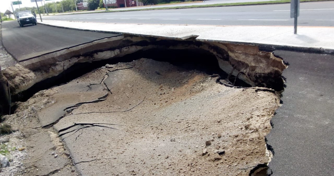 Un Carril Fue Cerrado En La Carretera Tulum