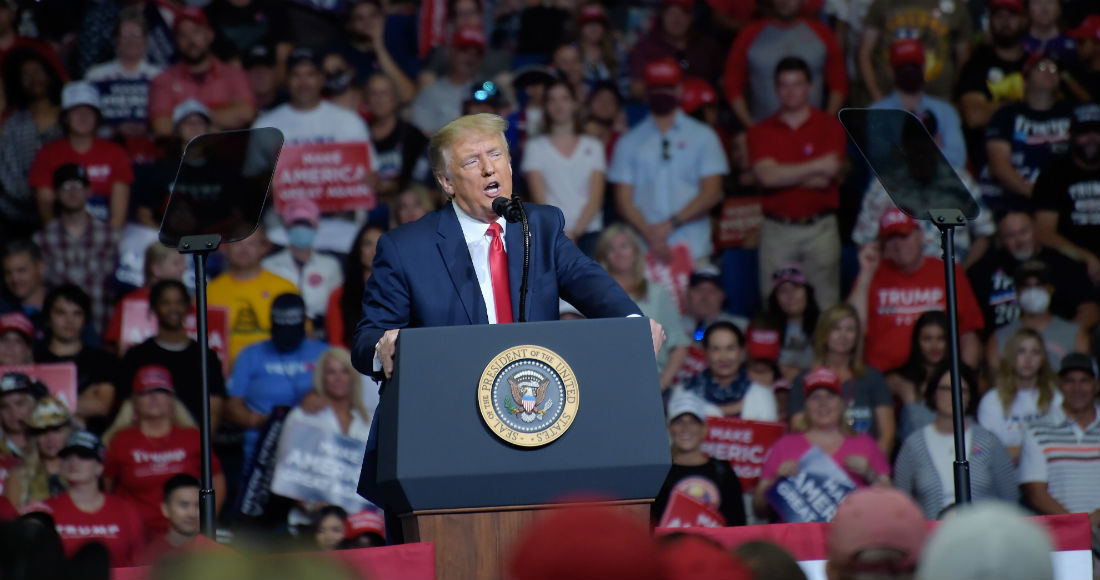 El Presidente de Estados Unidos, Donald J. Trump, da un discurso durante un mitin en el Bank of Oklahoma Center, de Tulsa, Oklahoma, este 20 de junio de 2020.