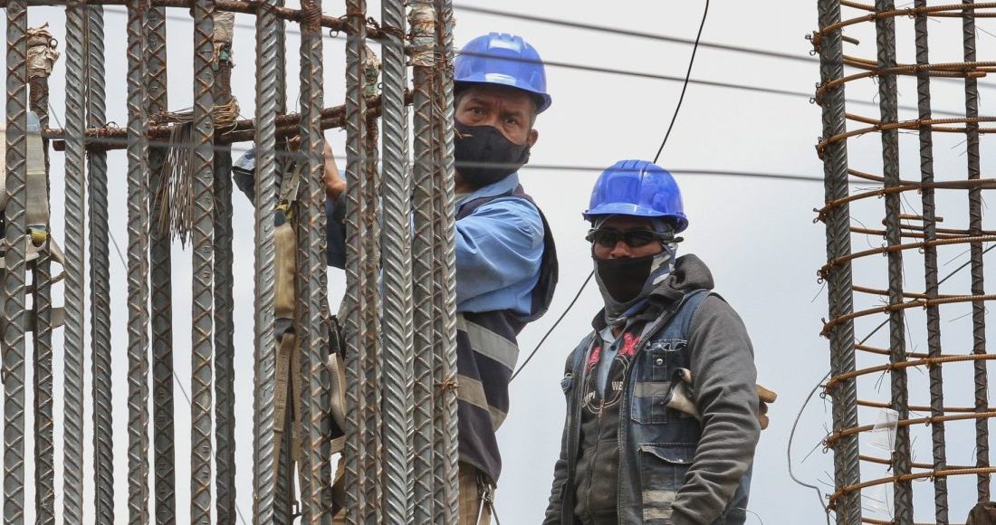 construccion.trabajadores-cubrebocas-varillas-mexico