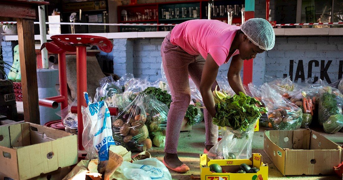 Mercado mujer africa