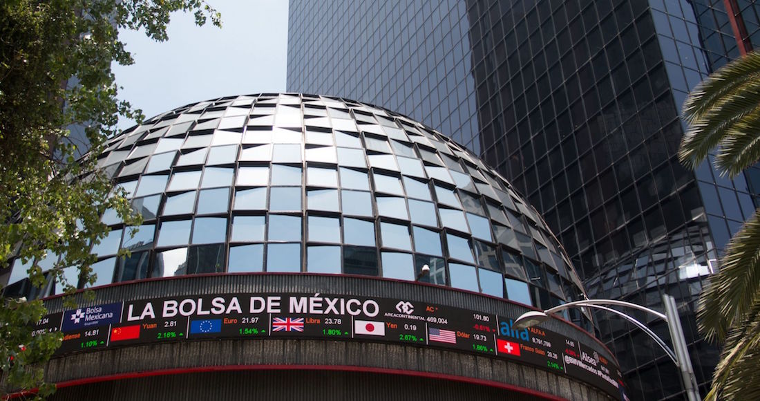 Foto del exterior de la Bolsa Mexicana de Valores