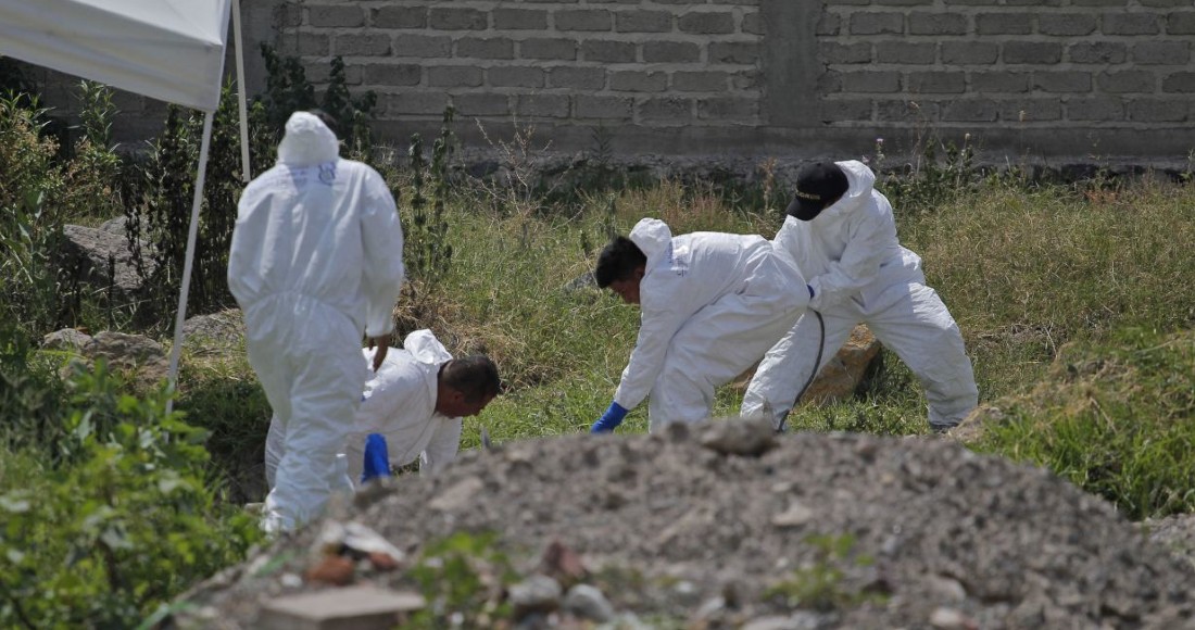 En 2018 peritos confirman fosa clandestina con al menos dos cuerpos en un terreno ubicado en la colonia Lomas del Aeropuerto, también en El Salto, Jalisco. Imagen de archivo. Foto: Cuartoscuro