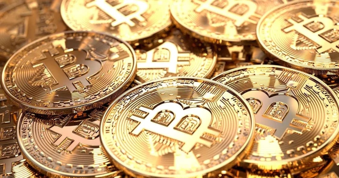 Bitcoin monedas oro