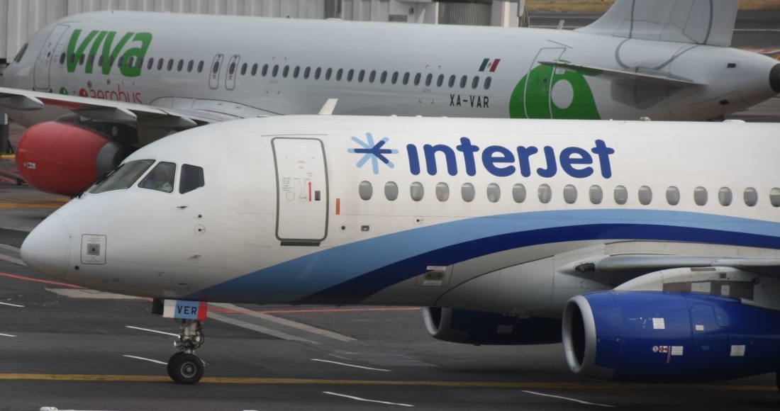 avion-interjet-estacionado