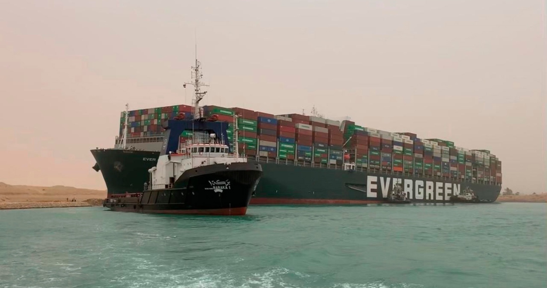 barco-encallado-canal-suez-26-marzo-2021