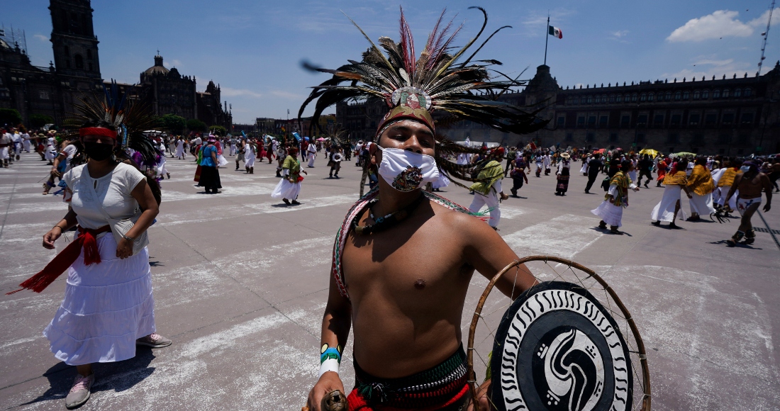 Bailarines Participan En Una Ceremonia Para Conmemorar El Aniversario De La Fundación De La Ciudad Azteca De Tenochtitlan Hoy Conocida Como Ciudad De México En La Plaza Del Zócalo En La Ciudad De México El De Julio De En Plena Pandemia Del Coronavirus