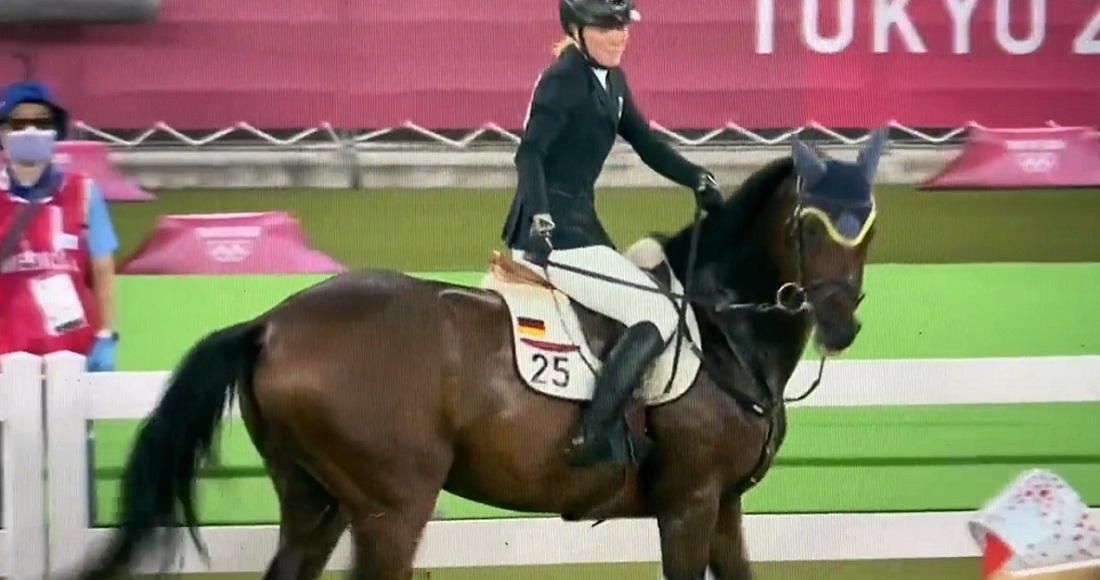 Descalifican a Entrenadora Alemana Por Golpear a Caballo