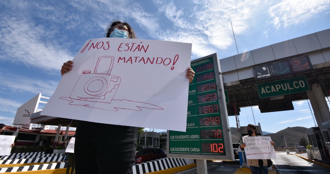 Periodistas De Chilpancingo Se Manifestaron El De Enero De Por Los Homicidios De Los Comunicadores José Luis Gamboa Margarito Martínez Y Lourdes Maldonado En La Caseta De Palo Blanco