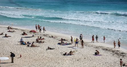 Debido a la afluencia de turistas nacionales y extranjeros, Quintana Roo se encuentra entre los estados con mayor incremento de casos de coronavirus.