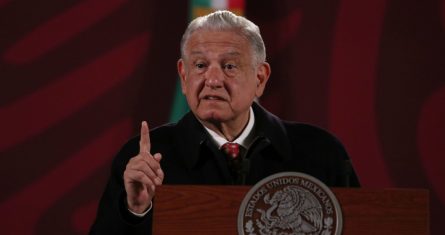 Andrés Manuel López Obrador, Presidente de México, durante su conferencia matutina en Palacio Nacional.