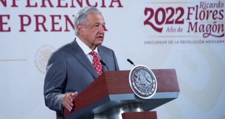 El Presidente Andrés Manuel López Obrador en su conferencia de prensa desde Palacio Nacional.