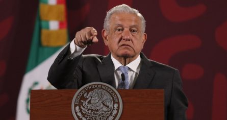 El Presidente Andrés Manuel López Obrador en conferencia de prensa.