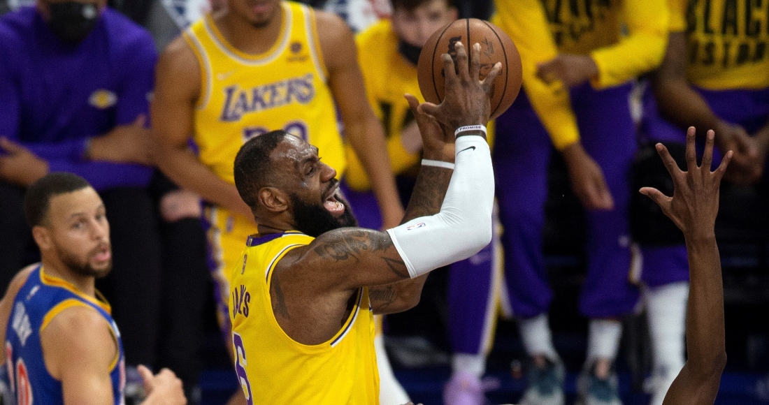 Lebron James Se Convirtió Ayer En El Máximo Anotador De La Historia De La Nba Si Se Suman Los Puntos Conseguidos En Temporada Regular Con Los De Los Partidos De Playoff