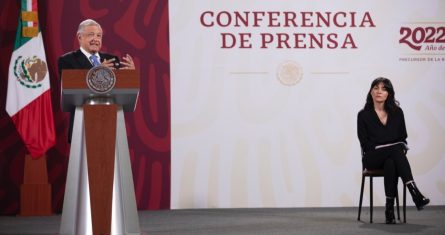 El Presidente Andrés Manuel López Obrador en su conferencia de prensa matutina.