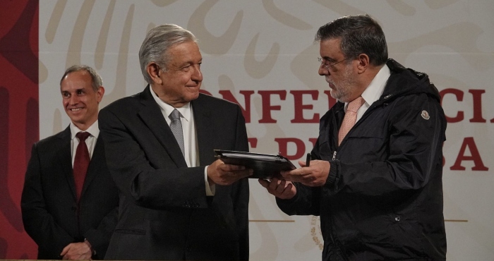 El Presidente Andrés Manuel López Obrador Y Julio Scherer Ibarra Su Exconsejero Jurídico