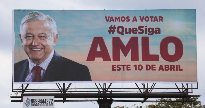 Un Espectacular Se Observa En Mérida Para Votar a Favor De Que Siga En Su Mandato El Presidente Andrés Manuel López Obrador En El Ejercicio De Revocación De Mandato