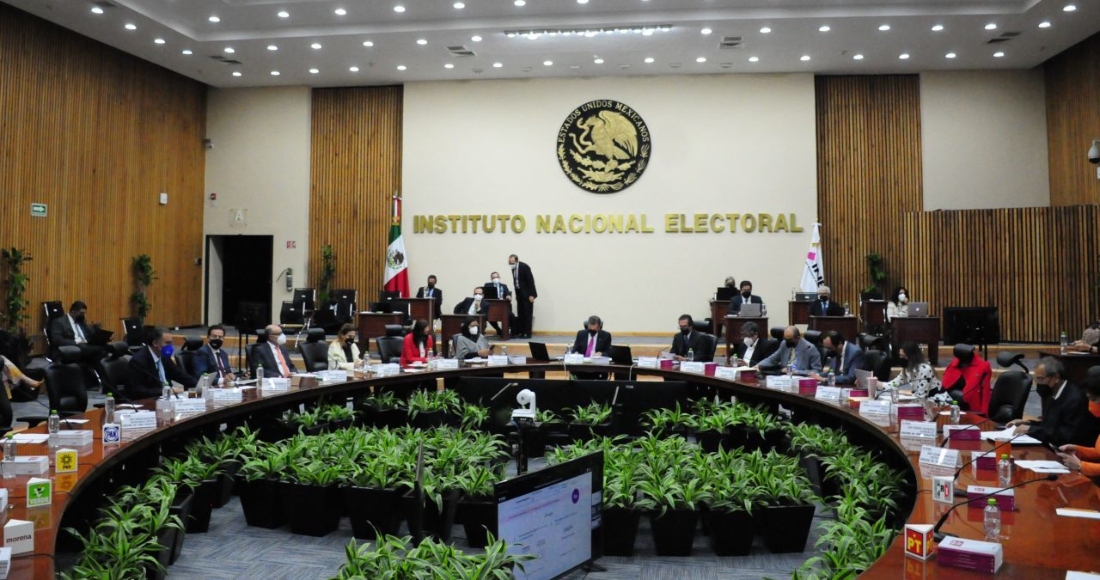 Una Sesión Extraordinaria Del Instituto Nacional Electoral ine