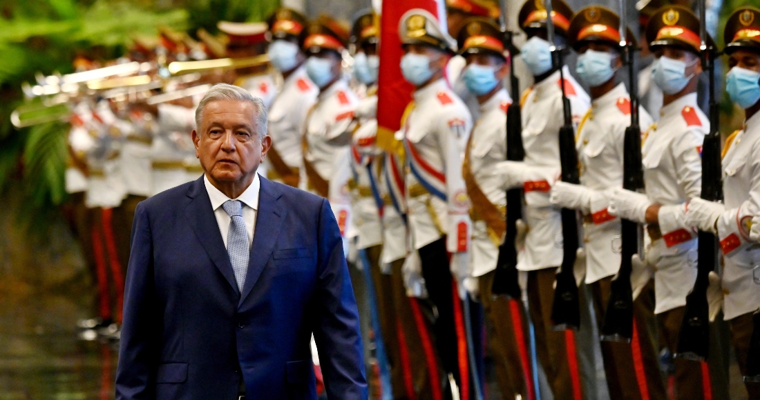 El Presidente De México Andrés Manuel López Obrador i Fue Registrado Este Domingo Al Ser Recibido Por Su Homólogo Cubano Miguel Díaz canel fuera De Cuadro En El Palacio De La Revolución En La Habana cuba