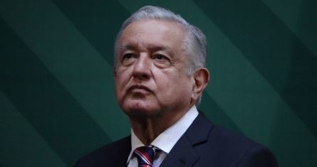 El Presidente Andrés Manuel López Obrador en conferencia de prensa.