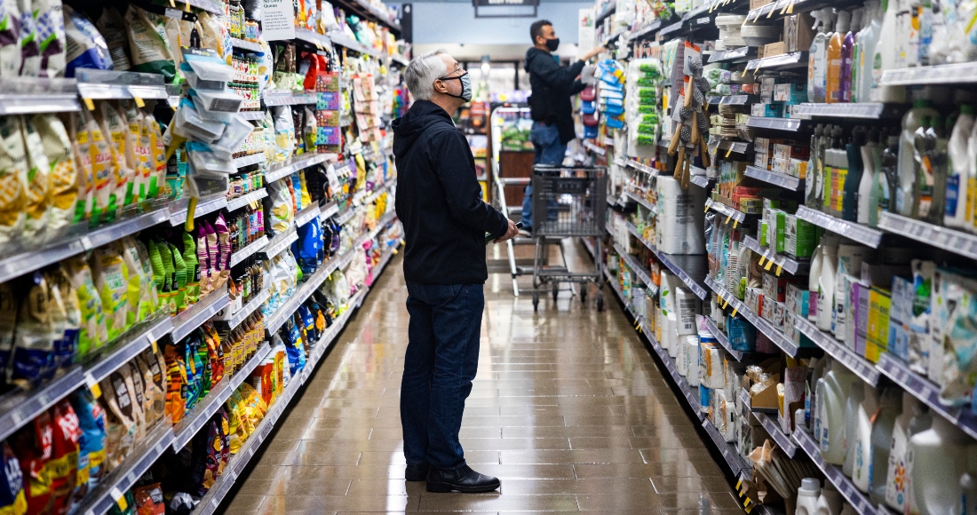 Venta De Alimentos Y Artículos De Limpieza En Una Tienda De Comestibles Whole Foods En Washington Dc En Una Imagen De Archivo