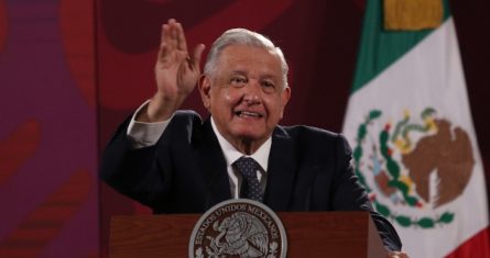 El Presidente Andrés Manuel López Obrador en conferencia de prensa.