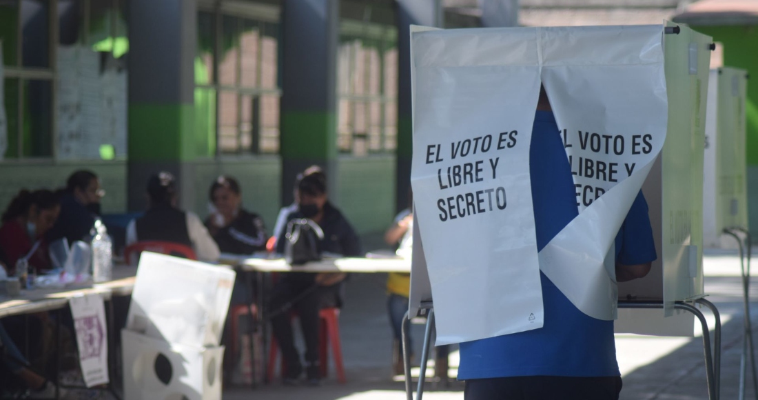 Afluencia Regular De Votantes Registra La Casilla Especial Ubicada En Tula De Allende Personal De La Fiscalía General De La República fgr De La Procuraduría General De Justicia Del Estado De Hidalgo pgjeh Así Como Policías Municipales Y La Estatal Vigilan Los Comicios