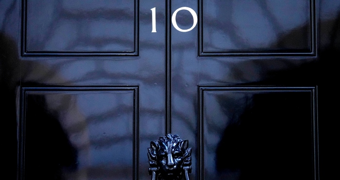 La Puerta Con El Número De Downing Street La Residencia Oficial Del Primer Ministro Británico En Londres El Viernes De Julio De