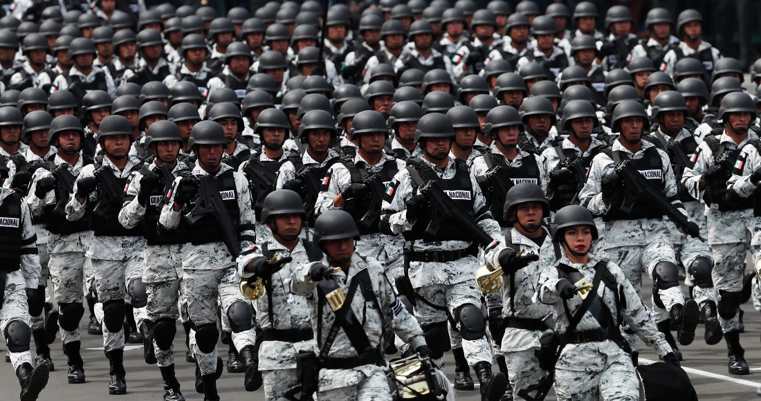 Miembros De La Guardia Nacional De México Marchan En El Desfile Militar Del Día De La Independencia En El Zócalo De Ciudad De México El De Septiembre De